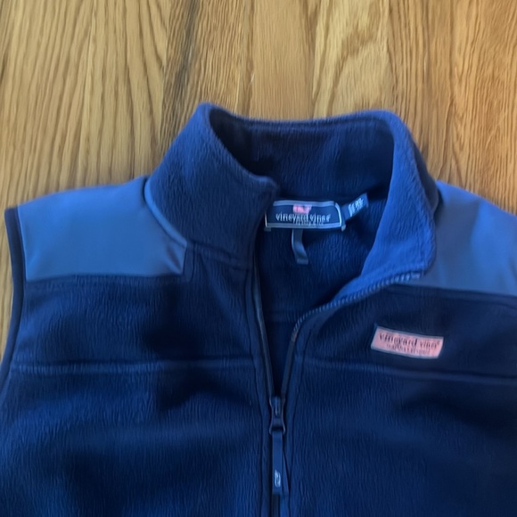 Vineyard Vines fleece vest - Picture 6 of 10